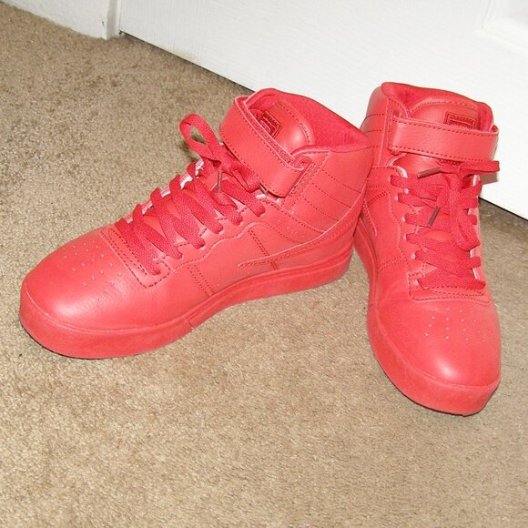 FILA Size 8.5 womens Low Top Sneakers With Box - Picture 10 of 16